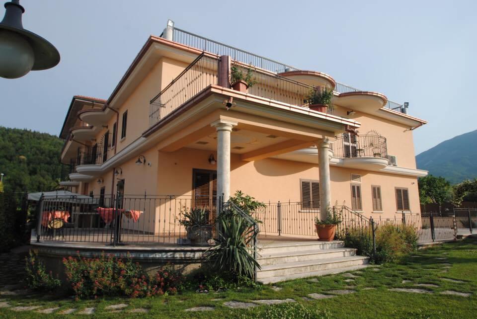 מלון Civitella Del Tronto Il Salice מראה חיצוני תמונה