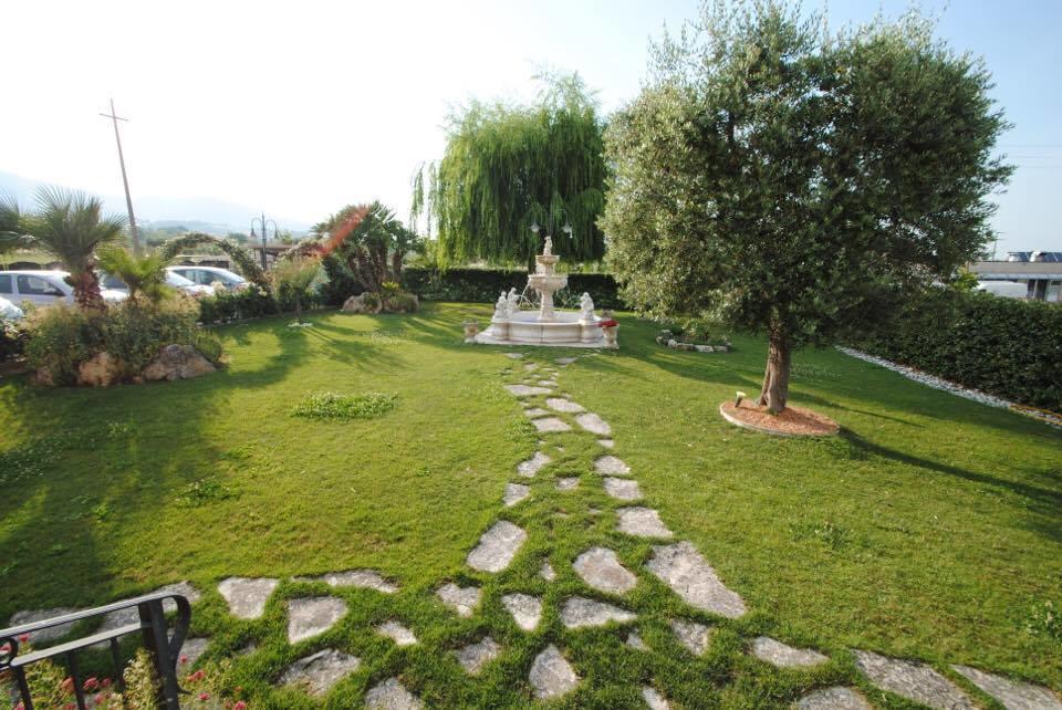 מלון Civitella Del Tronto Il Salice מראה חיצוני תמונה
